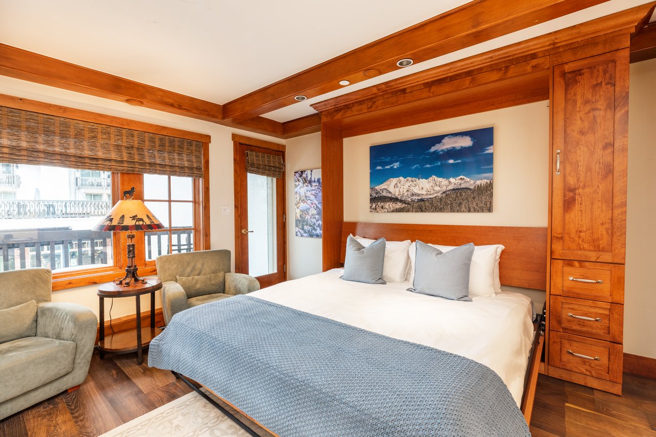 Lodge at Vail Condominium #246