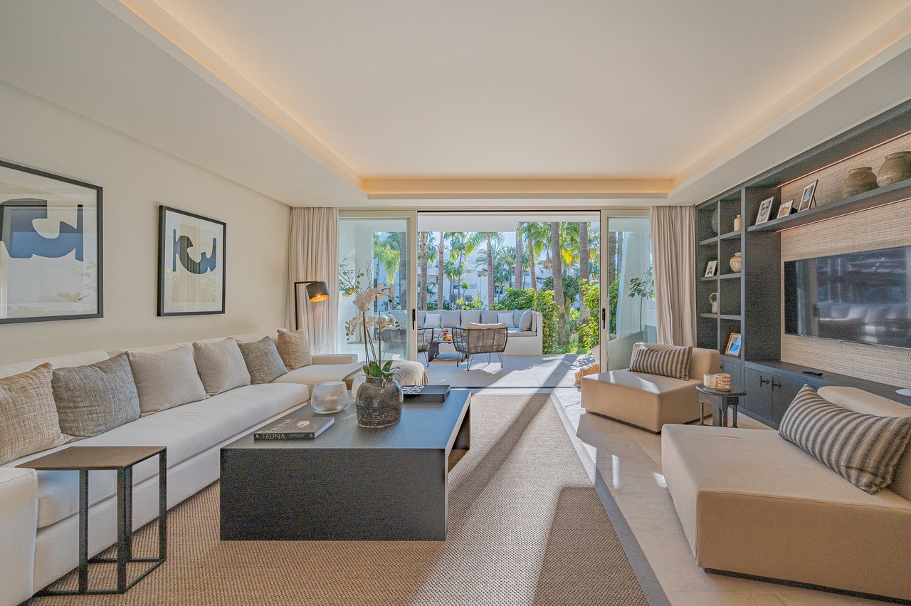 Private Residence at Marina de Puente Romano – Marbella, Spain