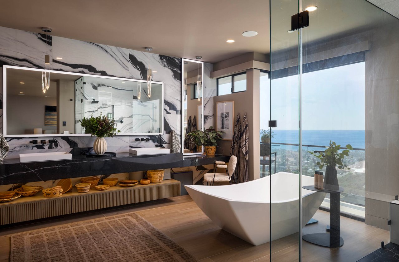 606 E Avenida San Juan