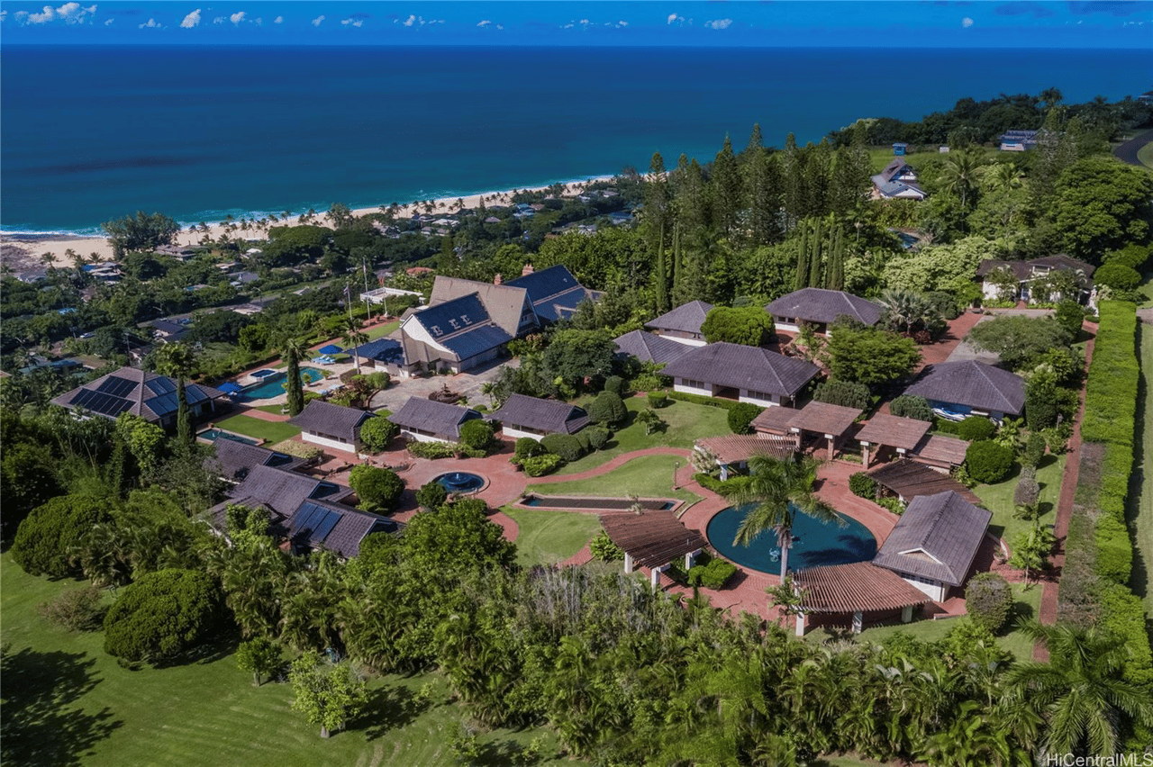 Escape Ordinary. Embrace Waterfront Living.