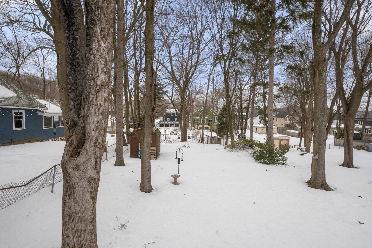 17 Hilburn St