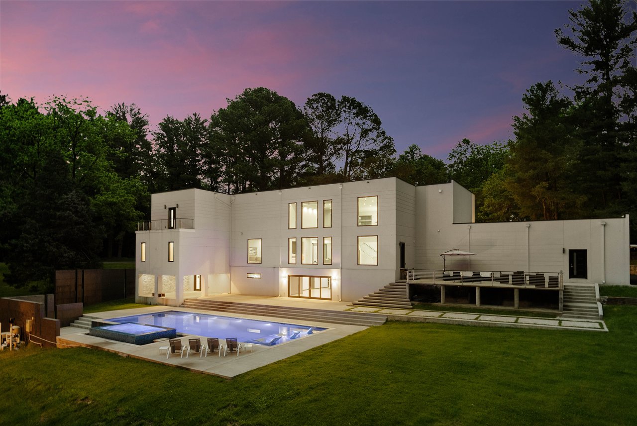 9100 Mill Pond Valley Dr
