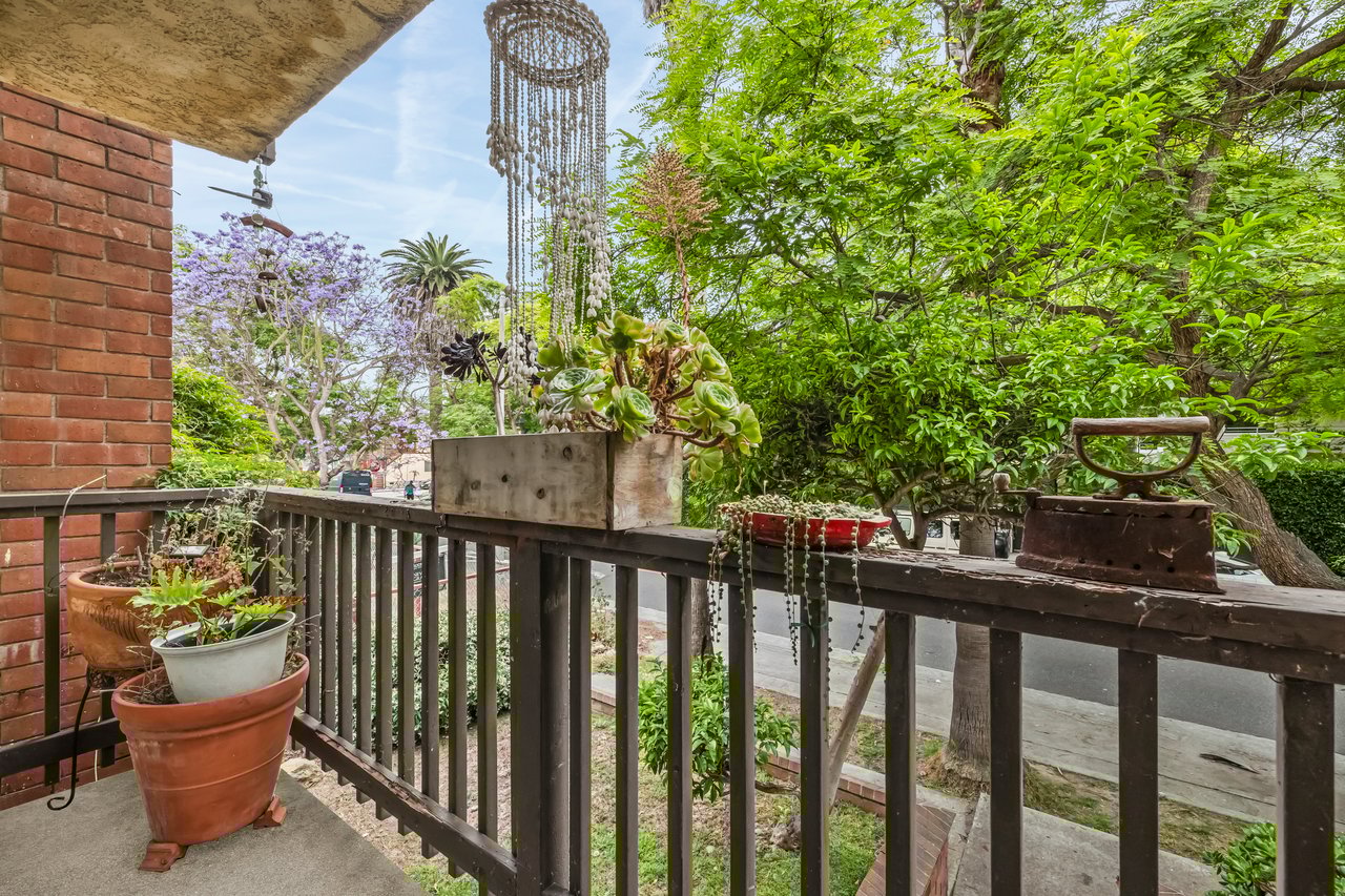 2412 Ocean Ave Unit: 4