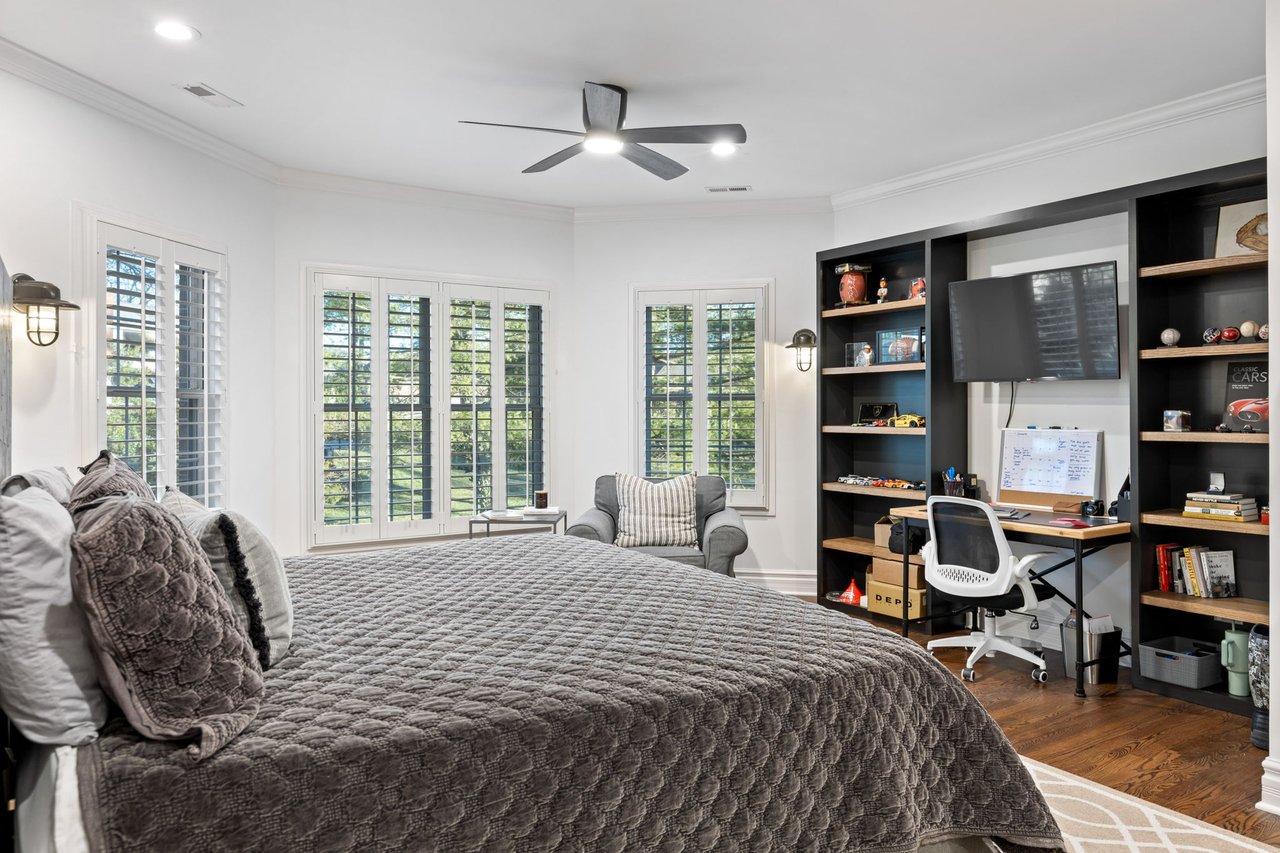 24 Williamsburg Estates Drive