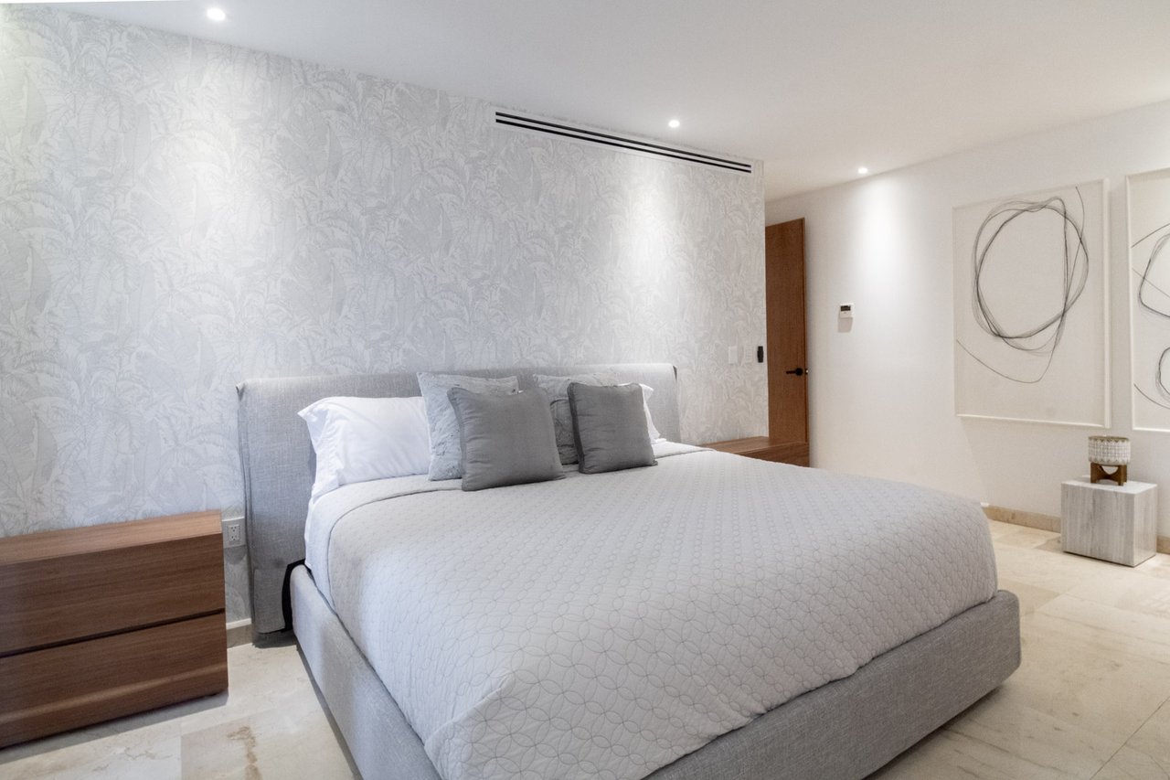Penthouse | Antaal