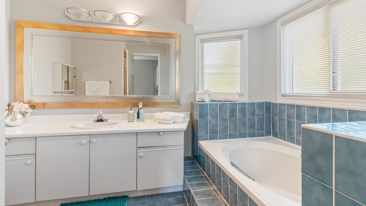 149 Roseborough Crescent