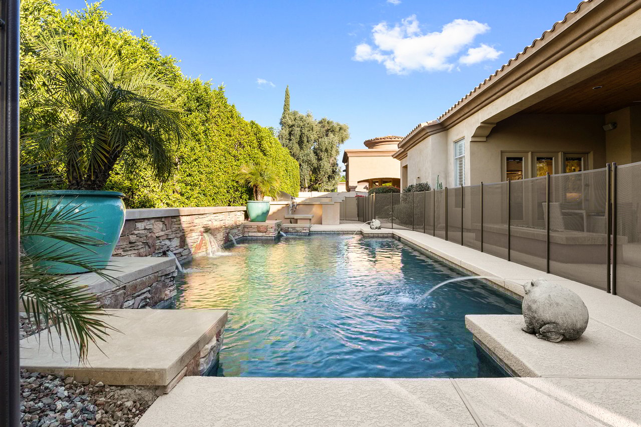 8832 E WETHERSFIELD Road