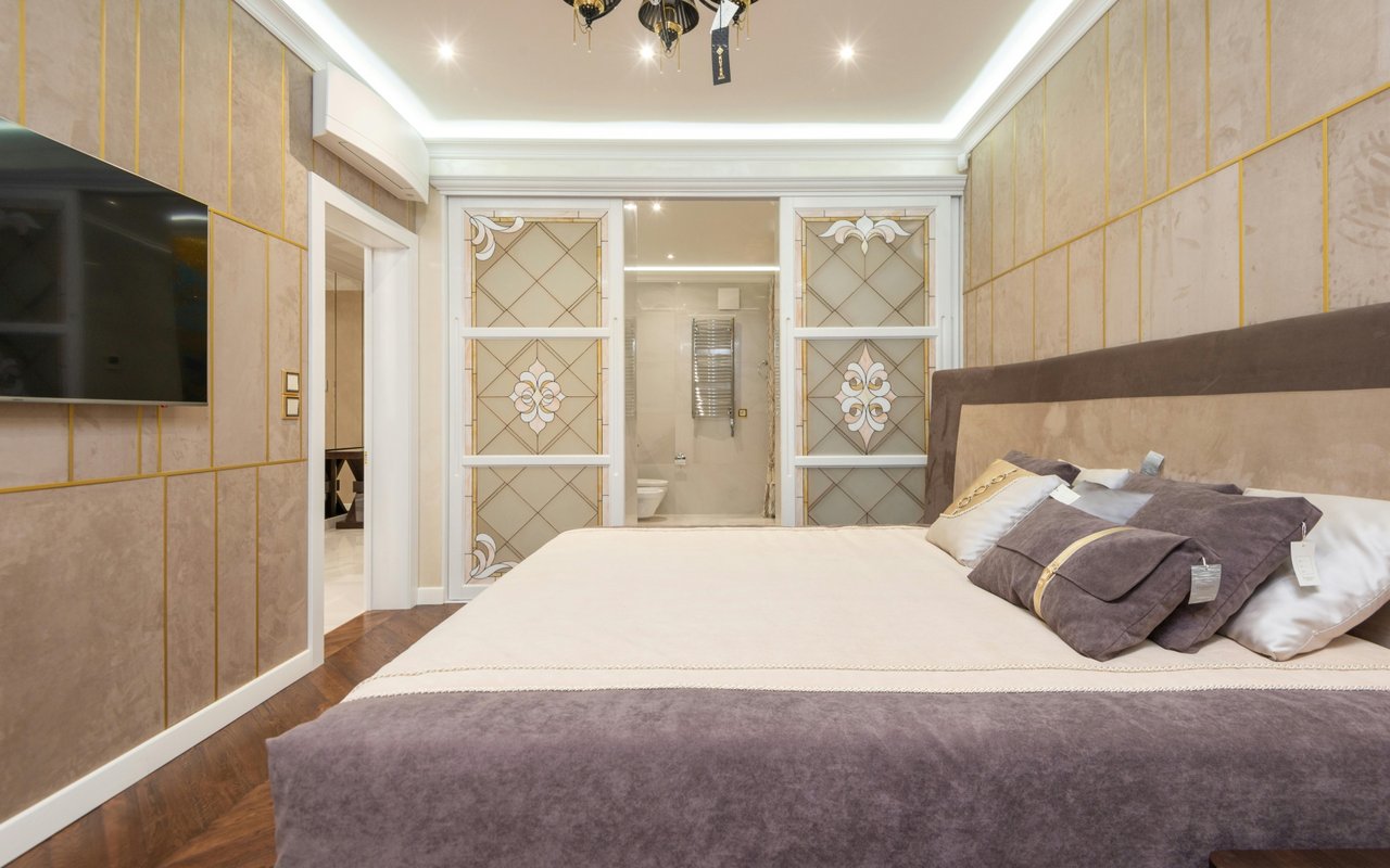 Luxurious Living at 1010: A Blend of Sophistication and Comfort