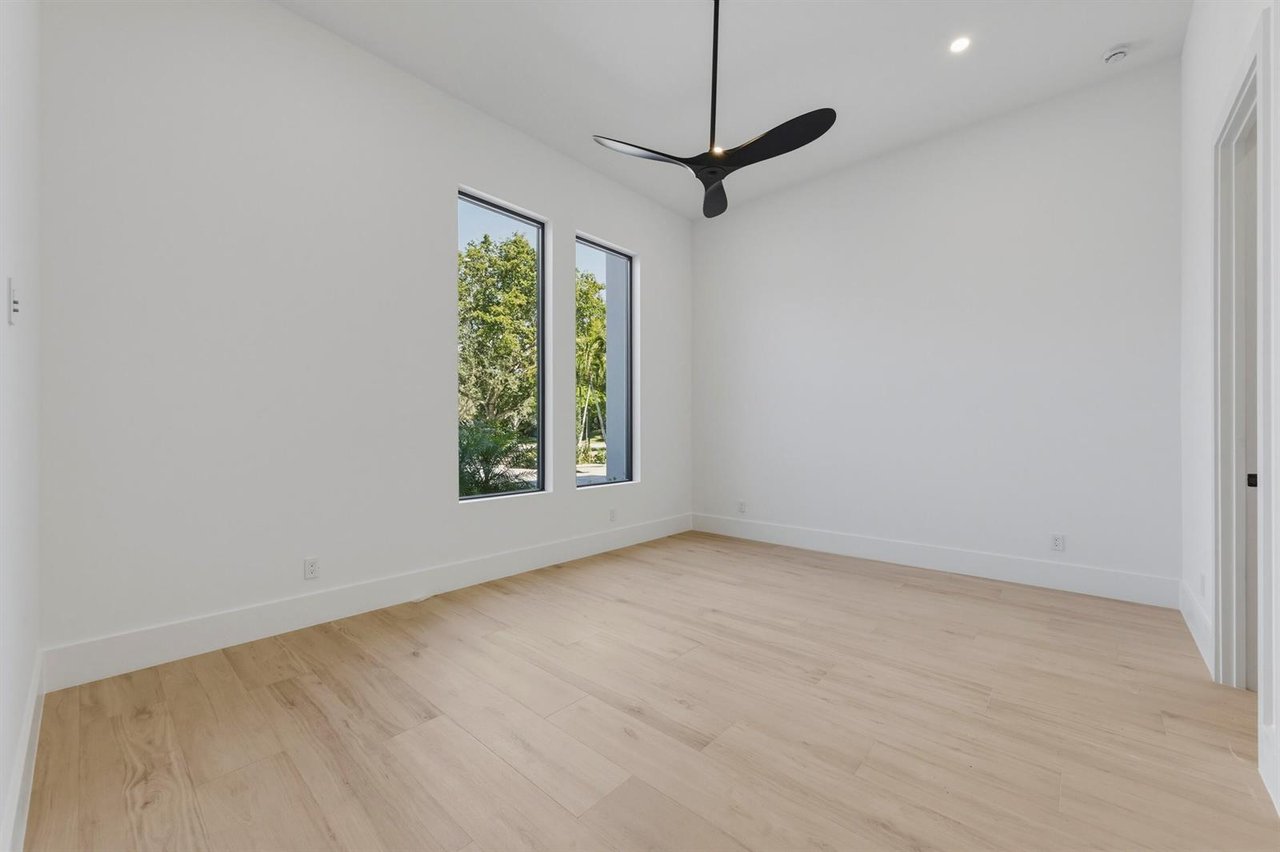 5770 Dixie Belle Road