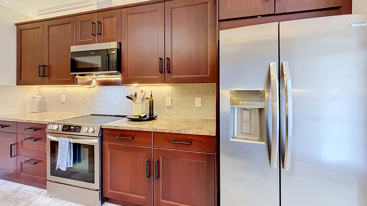 Charming 1925 Bungalow with Guesthouse in Orlando's Colonialtown