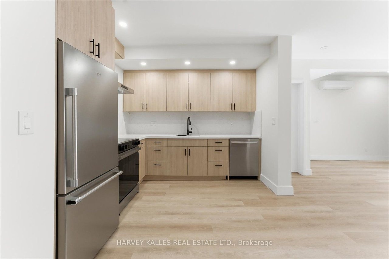 Steps to Trinity Bellwoods