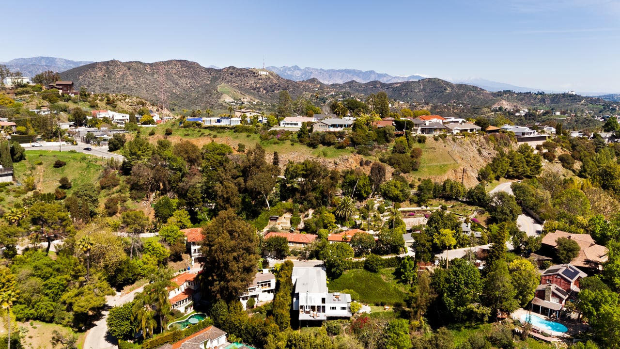 2776 Outpost Dr, Hollywood Hills