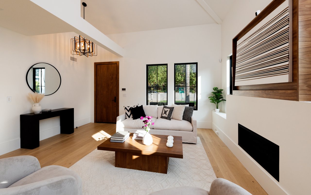 4153 Vantage Ave, Studio City