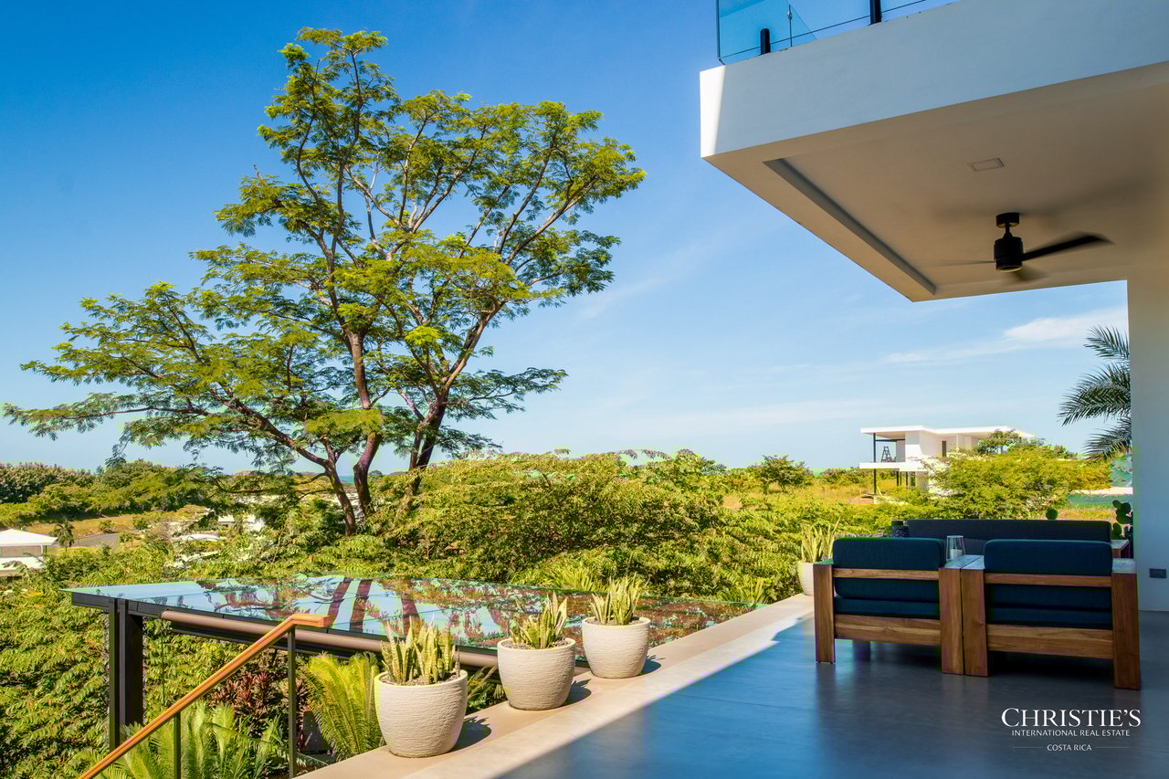 Tropical Luxury Ocean View Garden House Villa