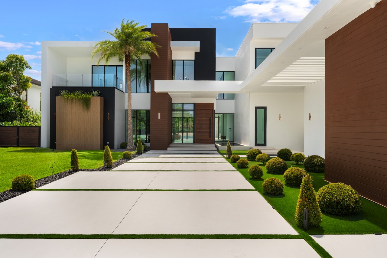 Sale Price: $7.4M