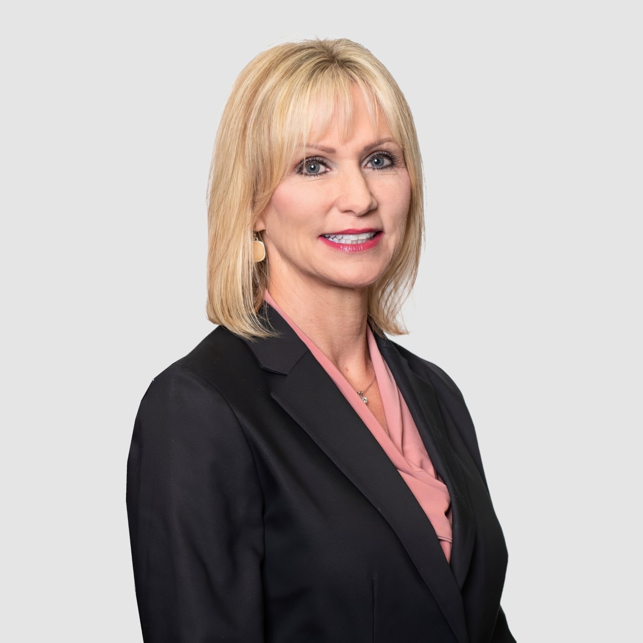 Donna Jobe Cedar Hill, TX Real Estate Agent Headshot