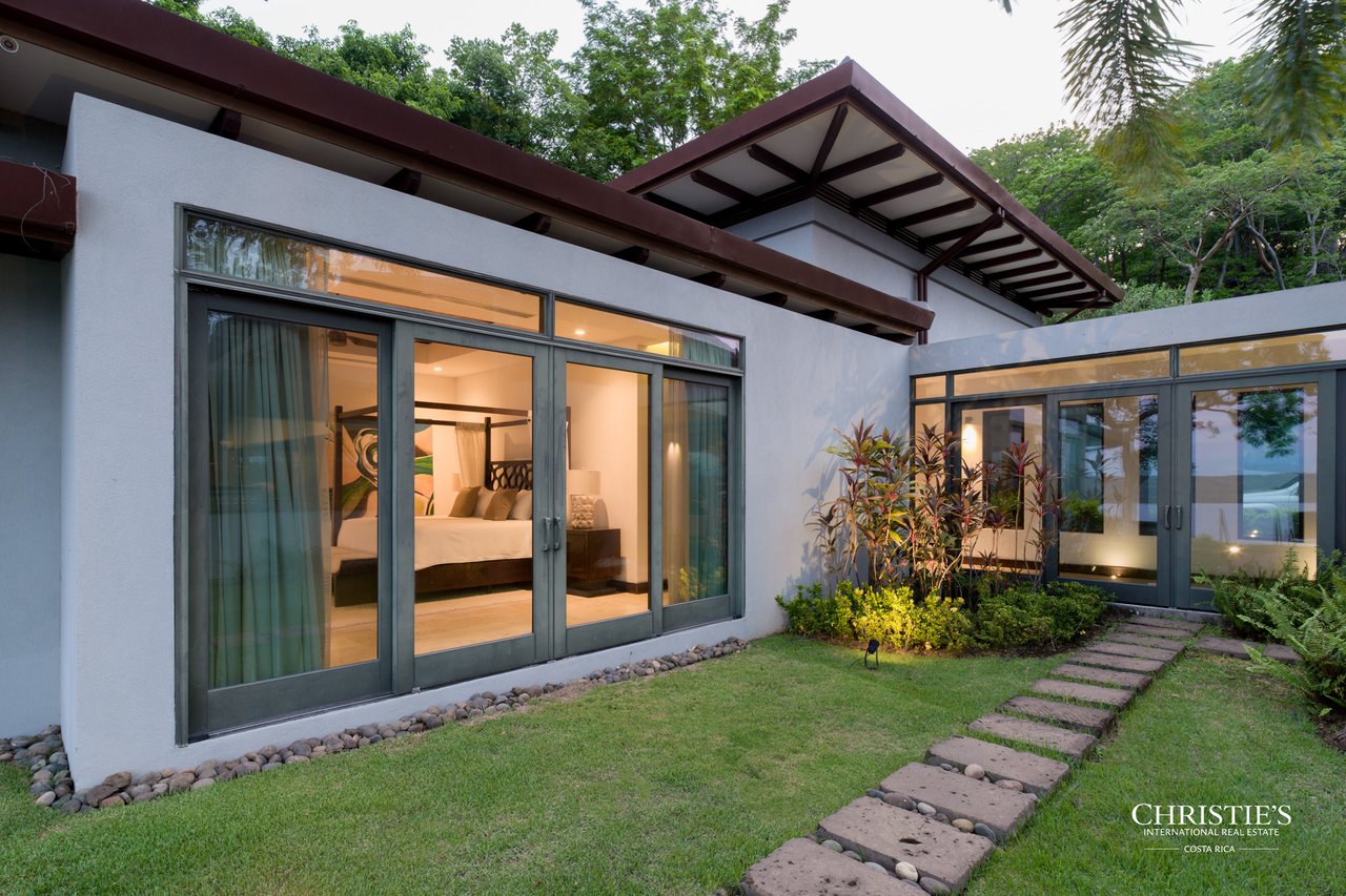 Oceanfront Peninsula Papagayo | 525 Calle Noche de Luna