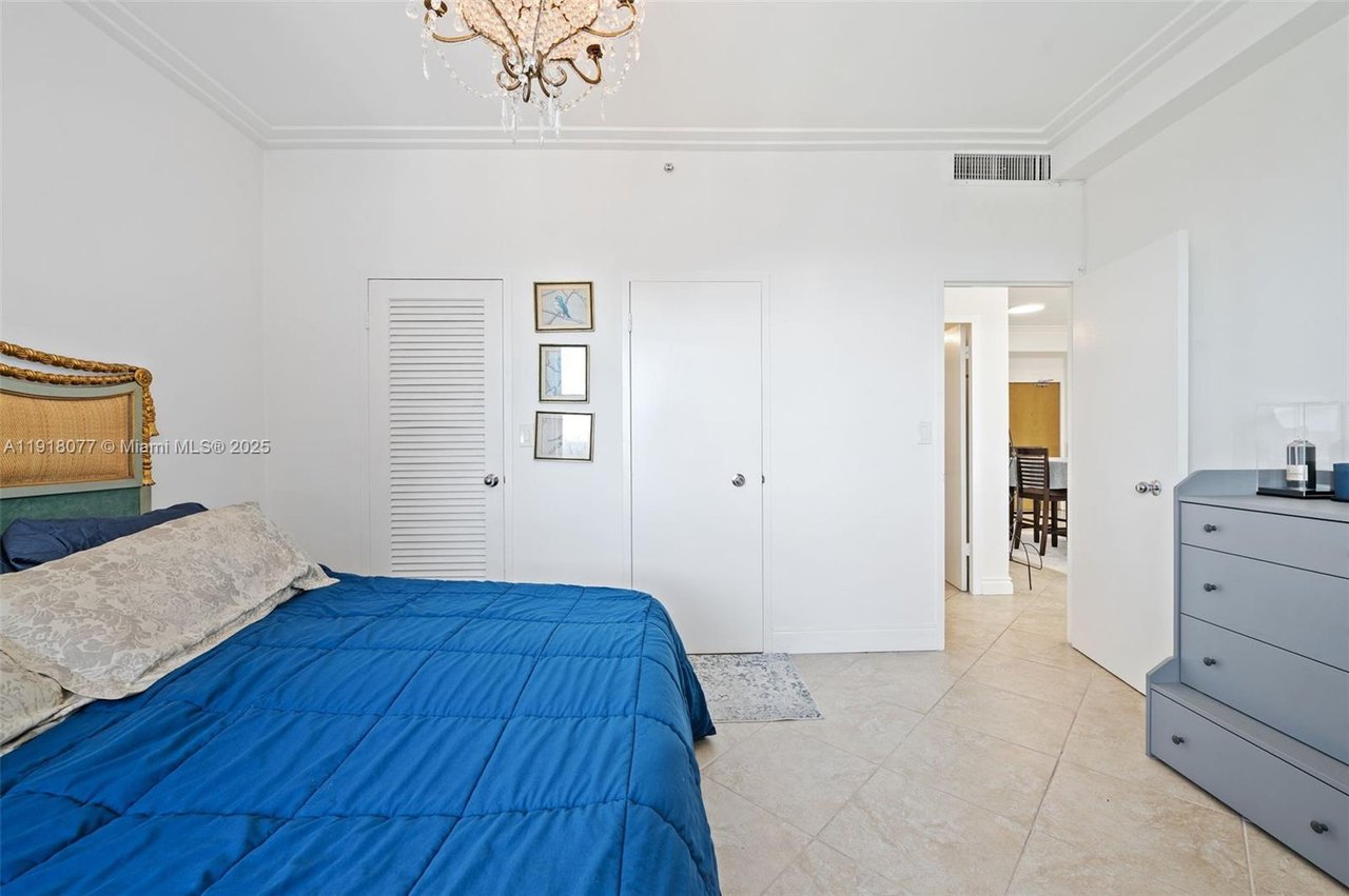 Carlisle On The Ocean Condo, Unit PH14