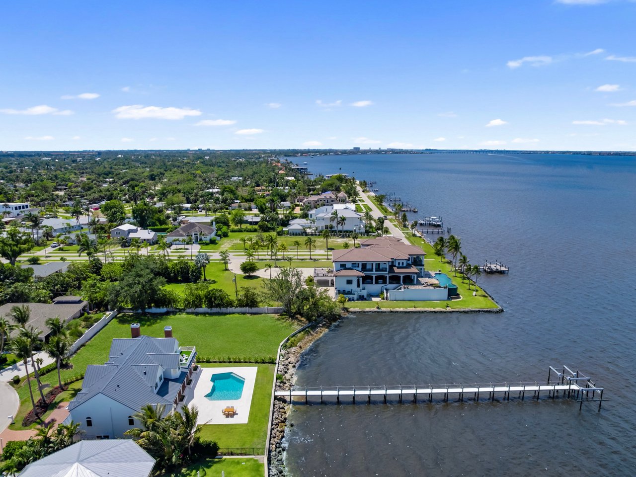 8451 Casa Del Rio LN