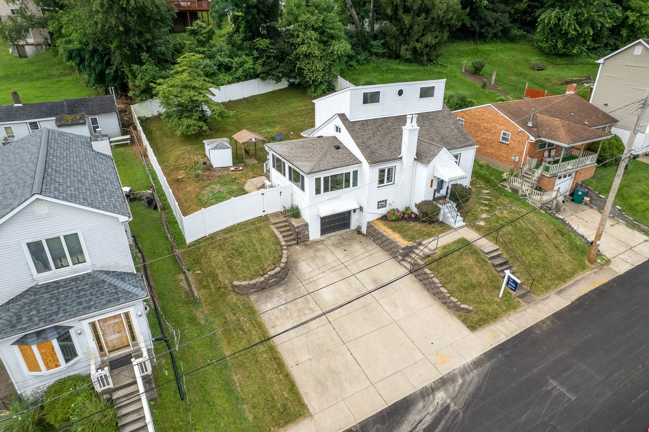 615 Lincoln Ave, Carnegie PA 15106