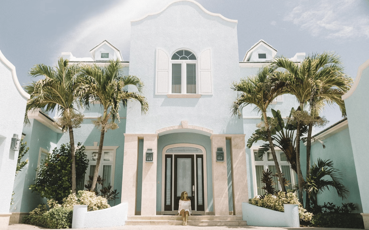 Modern vs. Traditional: Lyford Cay Homes Compared