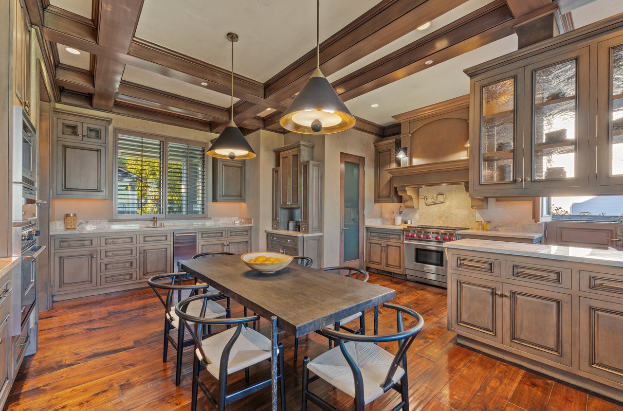 Captivating Luxury View Residence