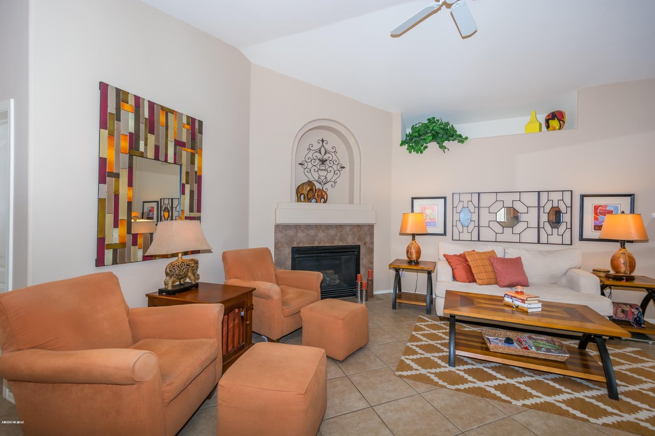 39039 Furlong Ct