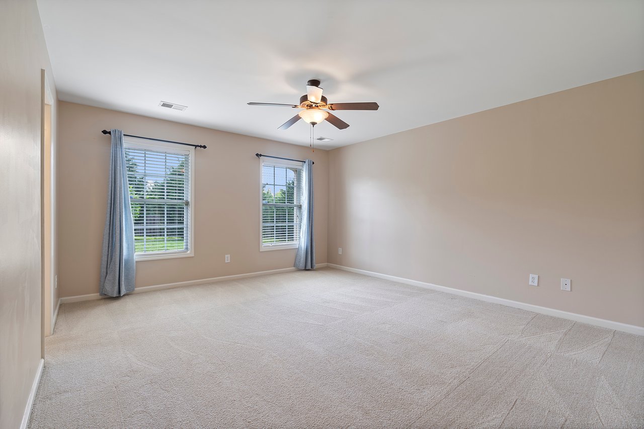 No HOA!! Great property in Toney!