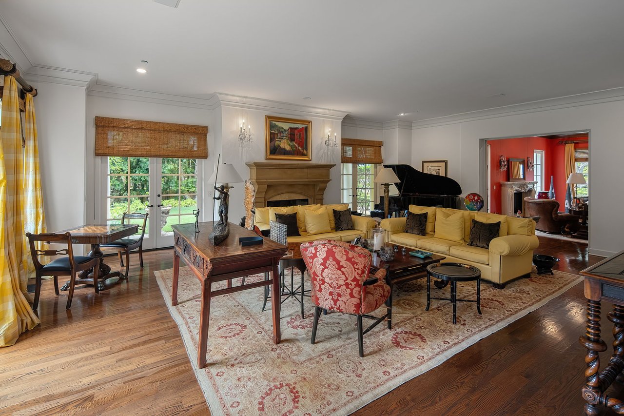 13935 Durham Rd, Beverly Hills 