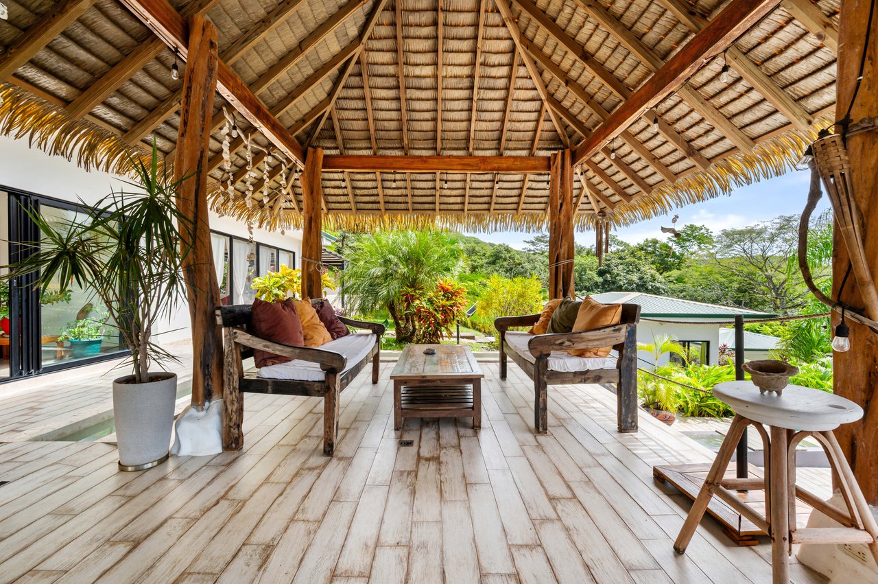 Mimi Lodge | Luxurious Mountain Retreat on 1.5 Acres Just 20 Minutes from Tamarindo