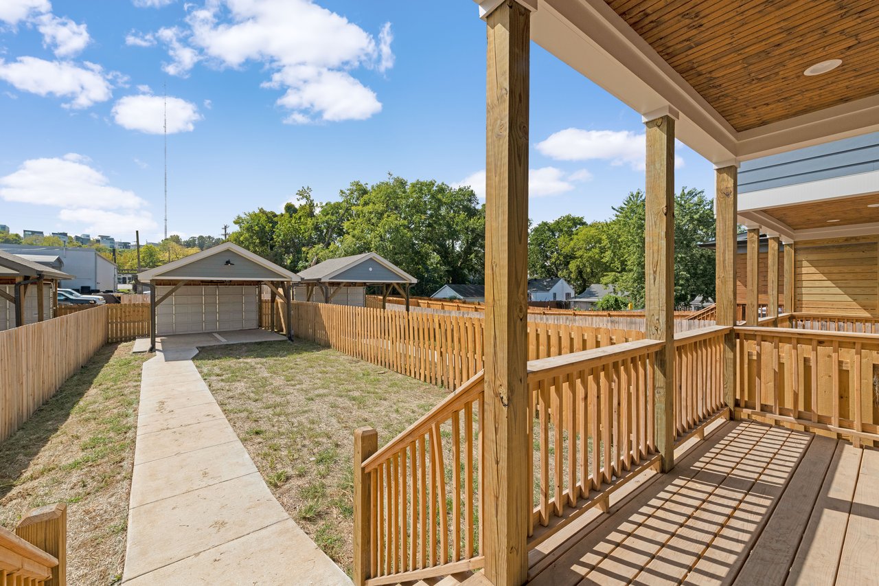 Charlotte Park Multi-Unit Residential