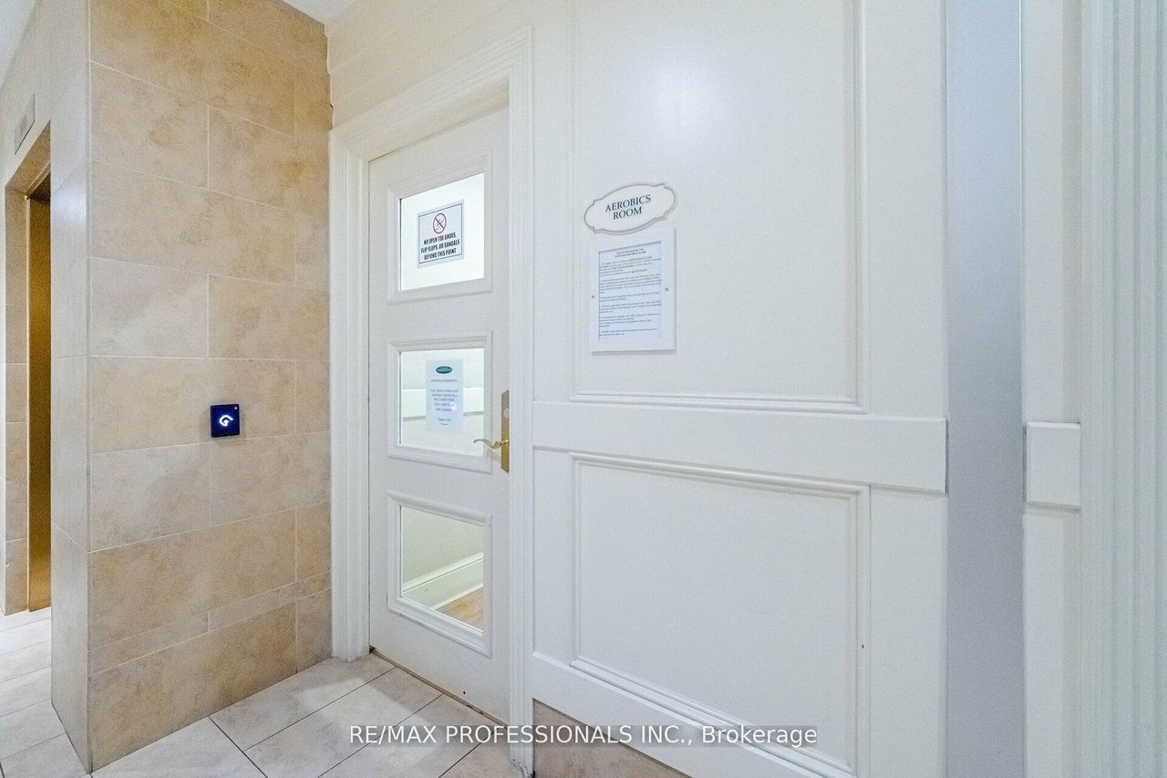 PENTHOUSE IN THE HUMBER MANSIONS