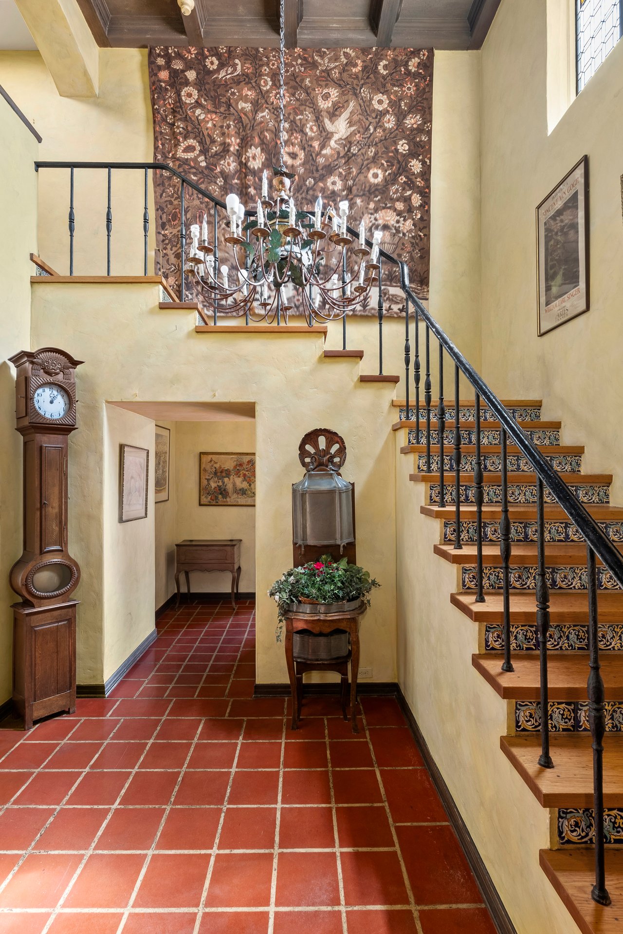 706 N Maple Dr, Beverly Hills