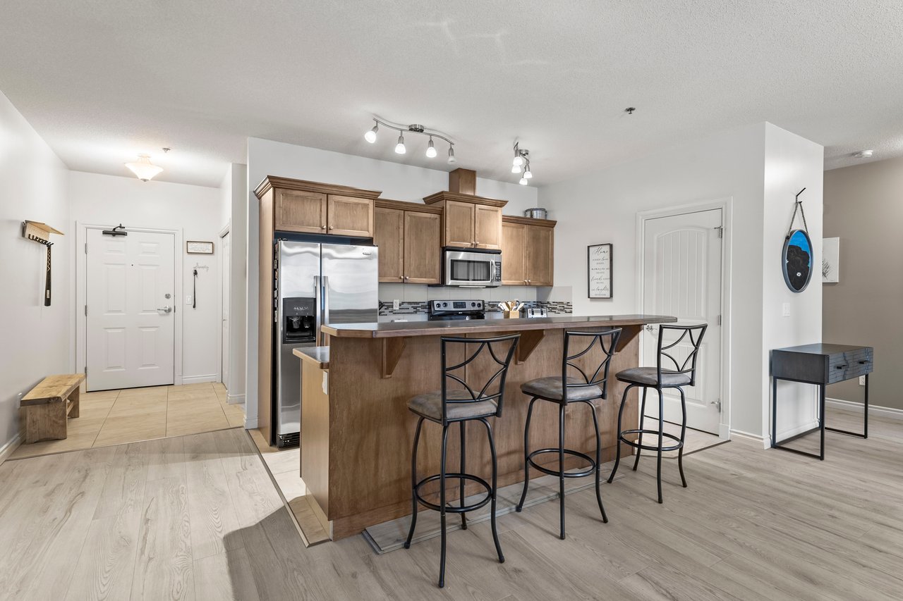 3615 51 Avenue Unit: 101