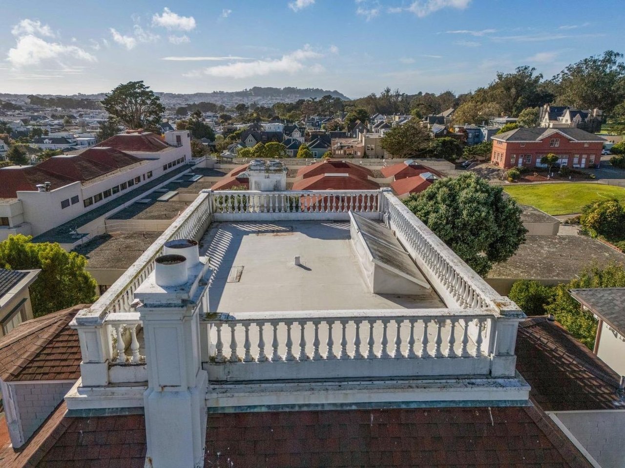 16 Presidio Terrace