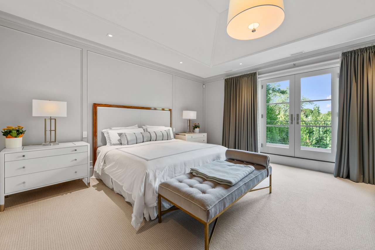 221 Dunvegan Road