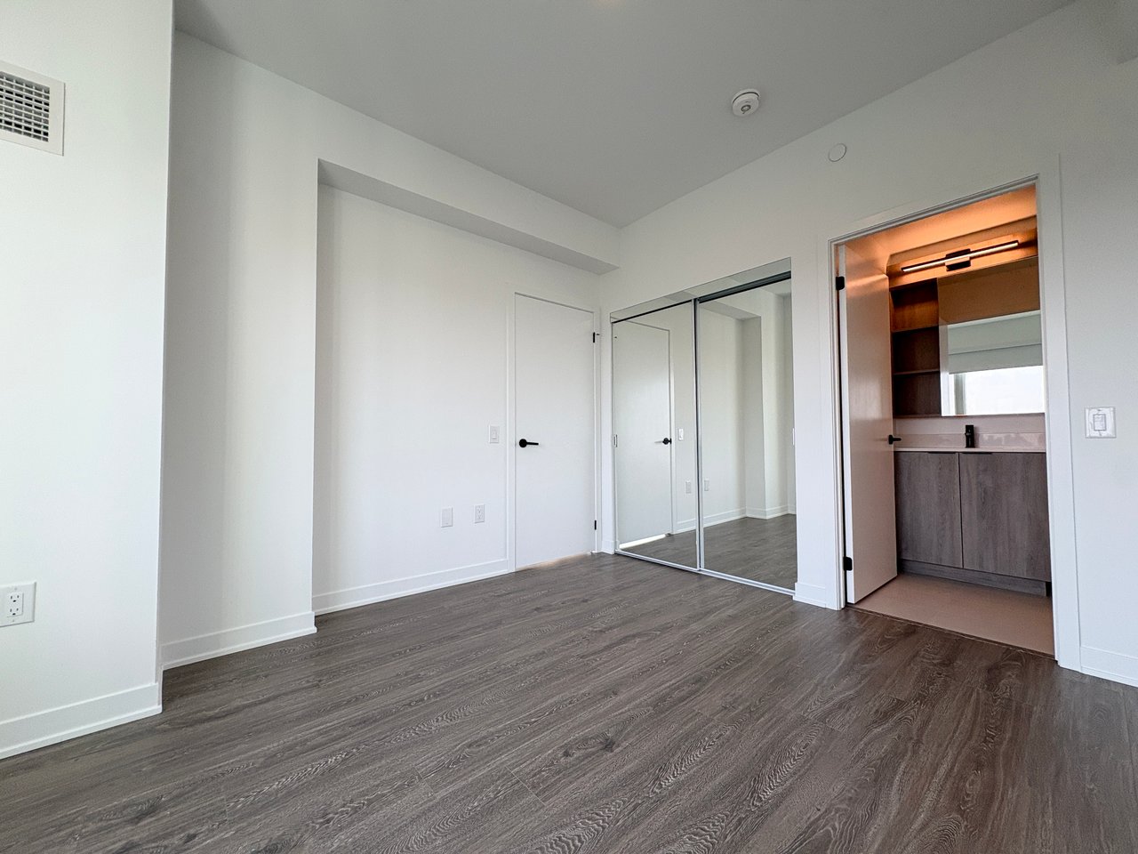 2495 Eglinton Avenue W Unit: 1703