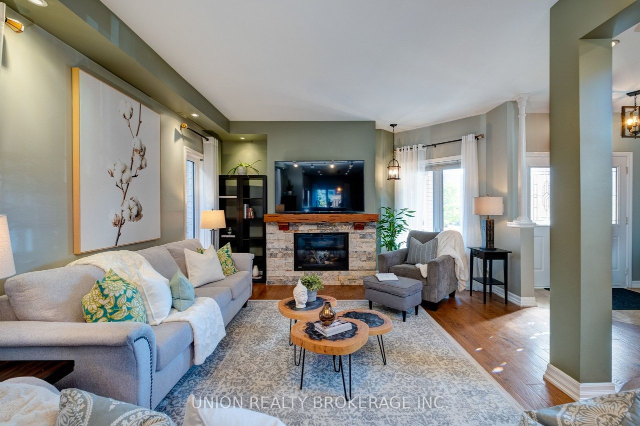 1780 Silver Maple Dr