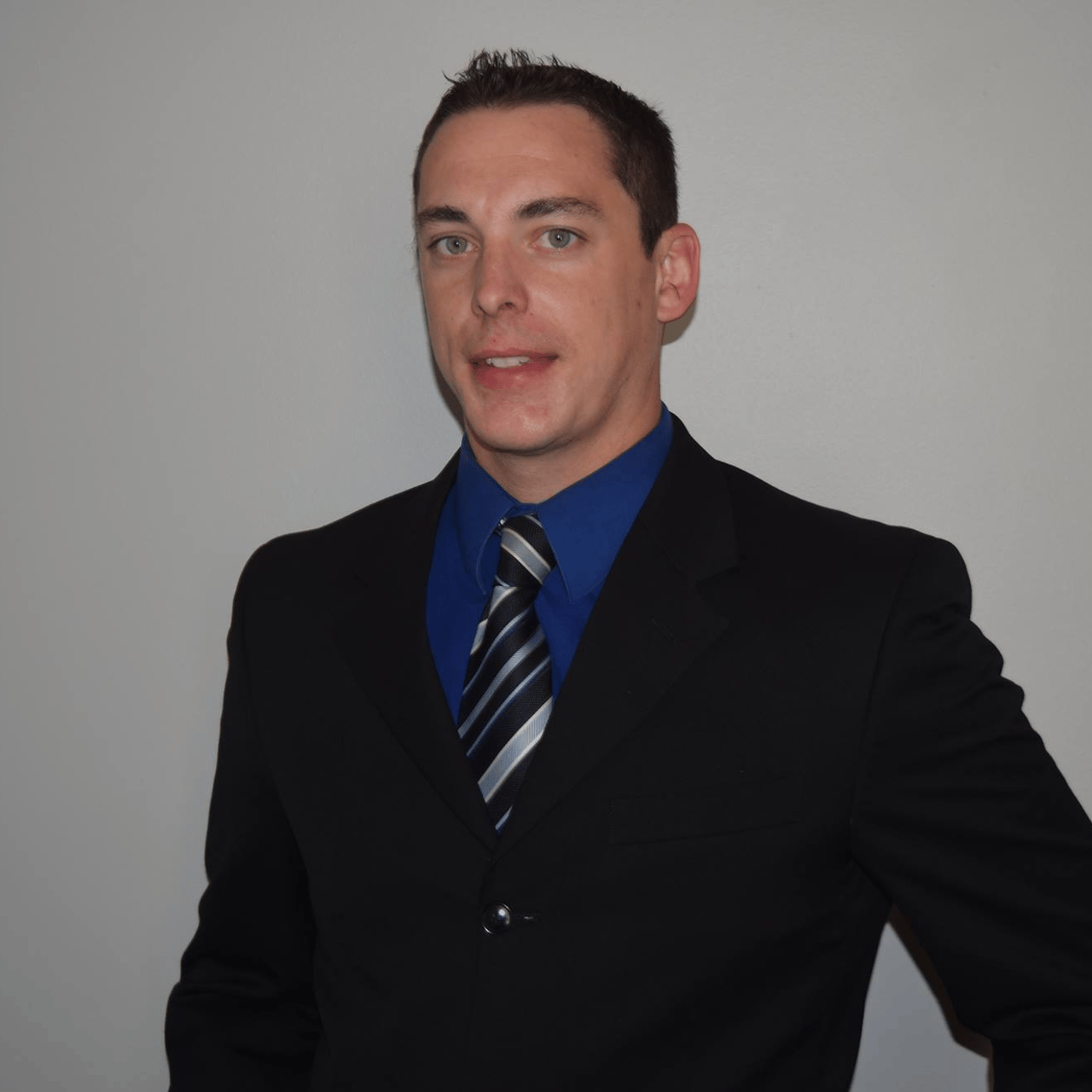 Adam Yotter Lee's Summit, MO Real Estate Agent Headshot
