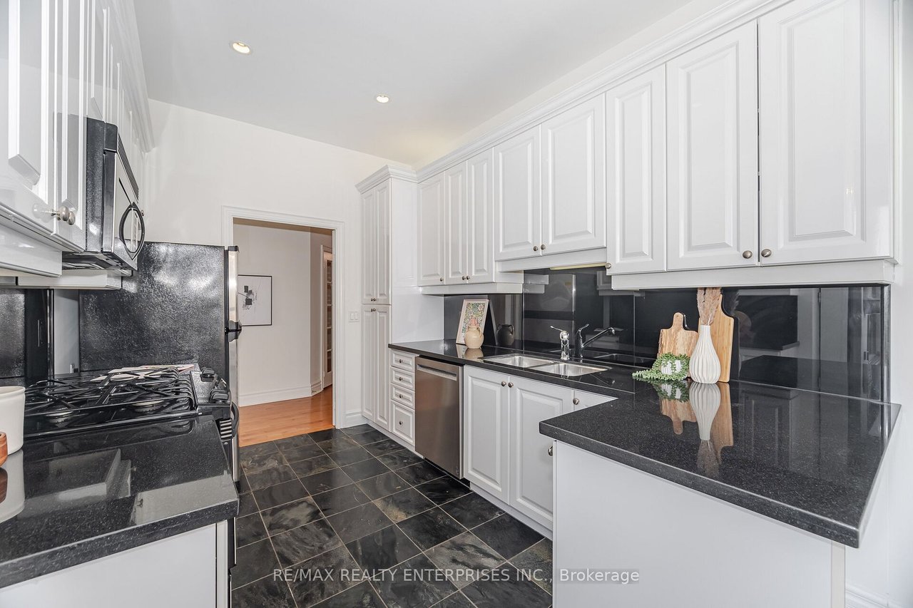 TERRACES OF OLD MILL PENTHOUSE