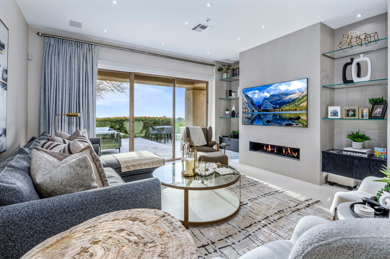 11129 E JUAN TABO Road