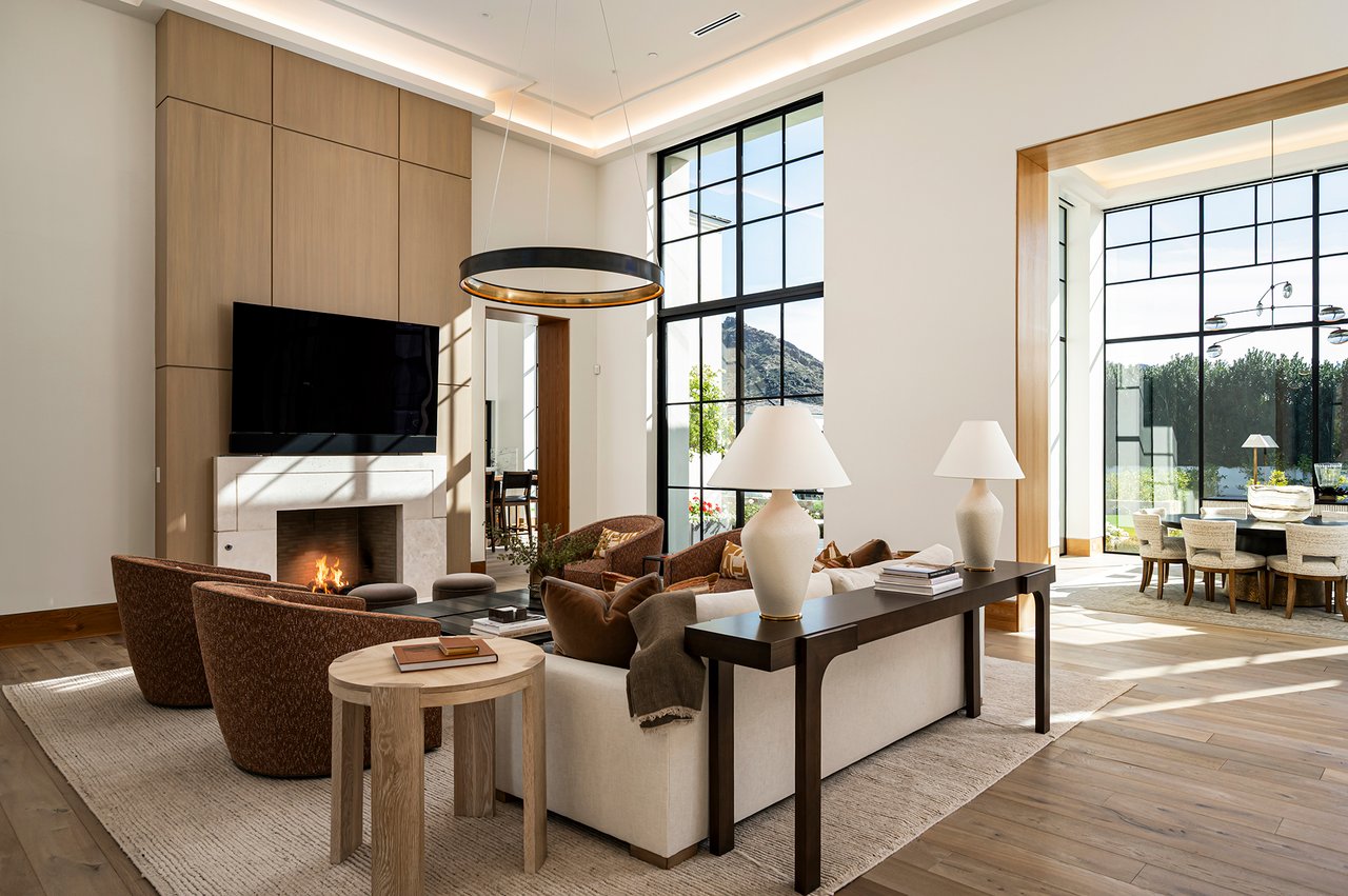 5029 E DESERT PARK Lane