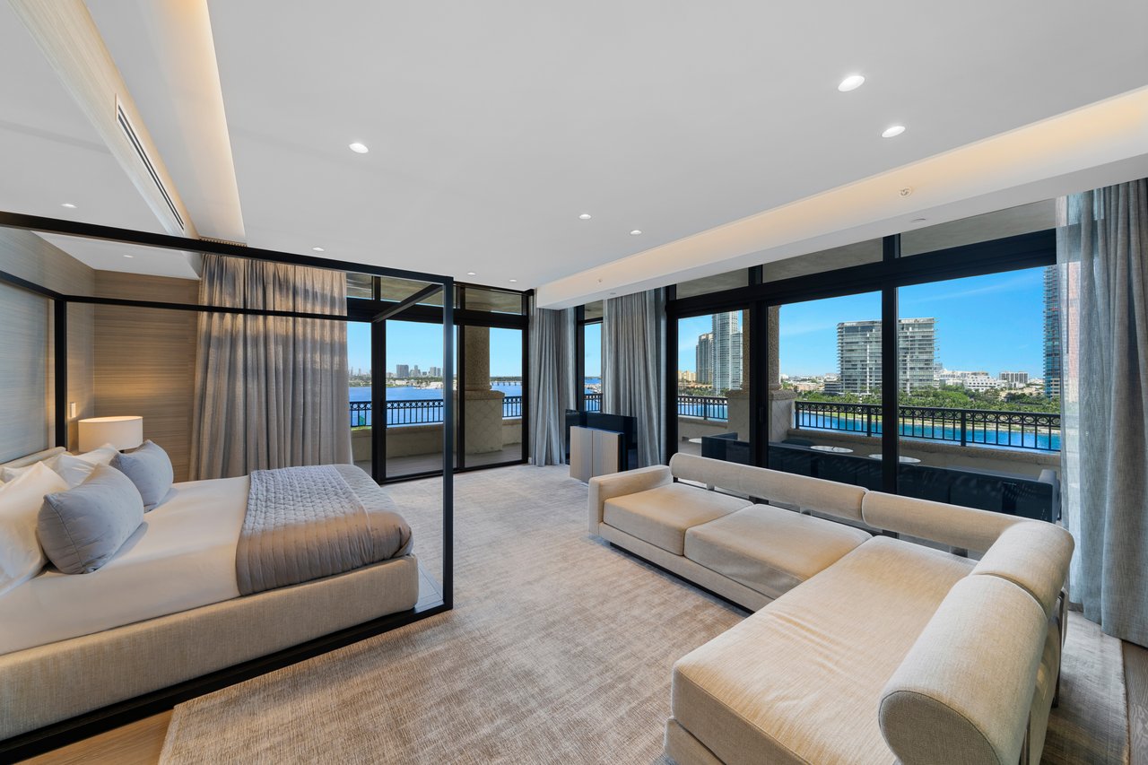 Palazzo Del Sol LPH 7093