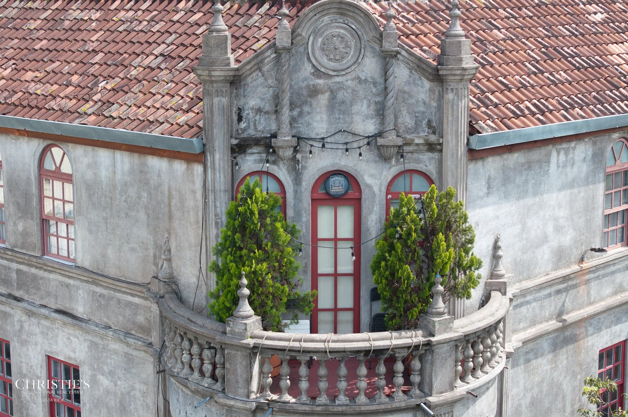 Edificio Jiménez- A Timeless Architectural Gem in Historic San José