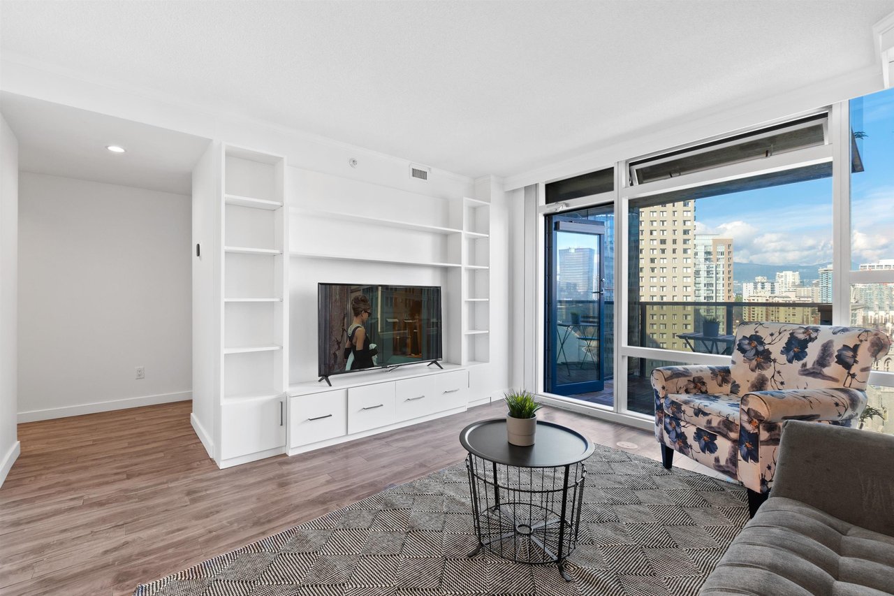 1050 Burrard St, #1807