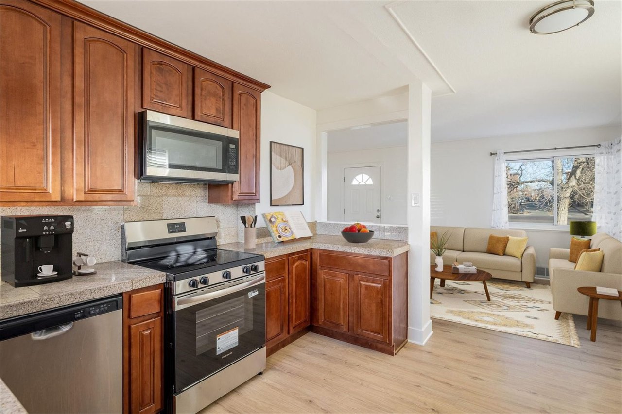 2885 Quebec Street, Denver, CO 80207