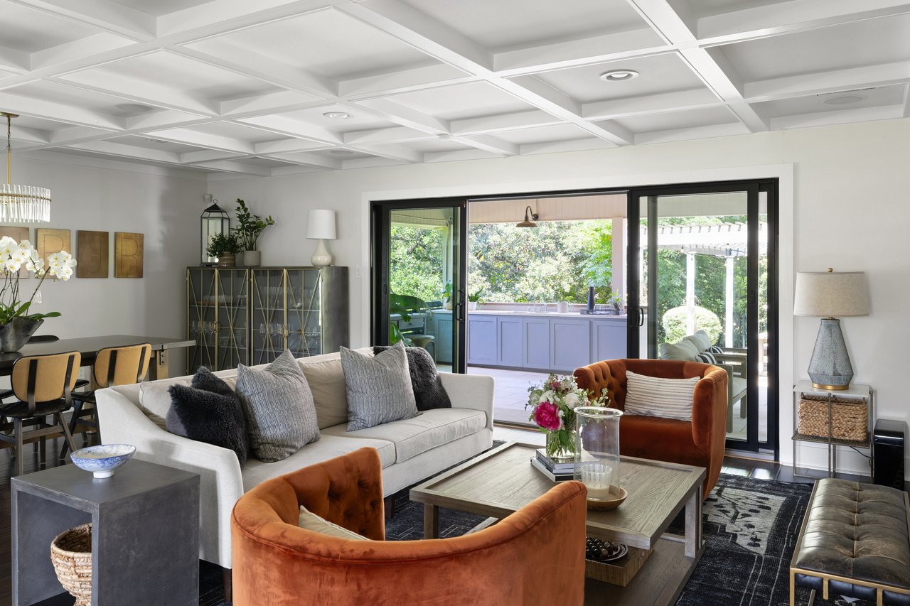3742 Golden Rain Cove