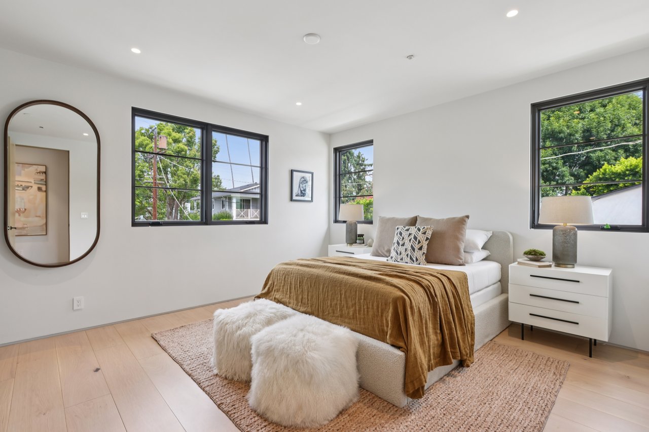 4113 Woodman Ave, Sherman Oaks