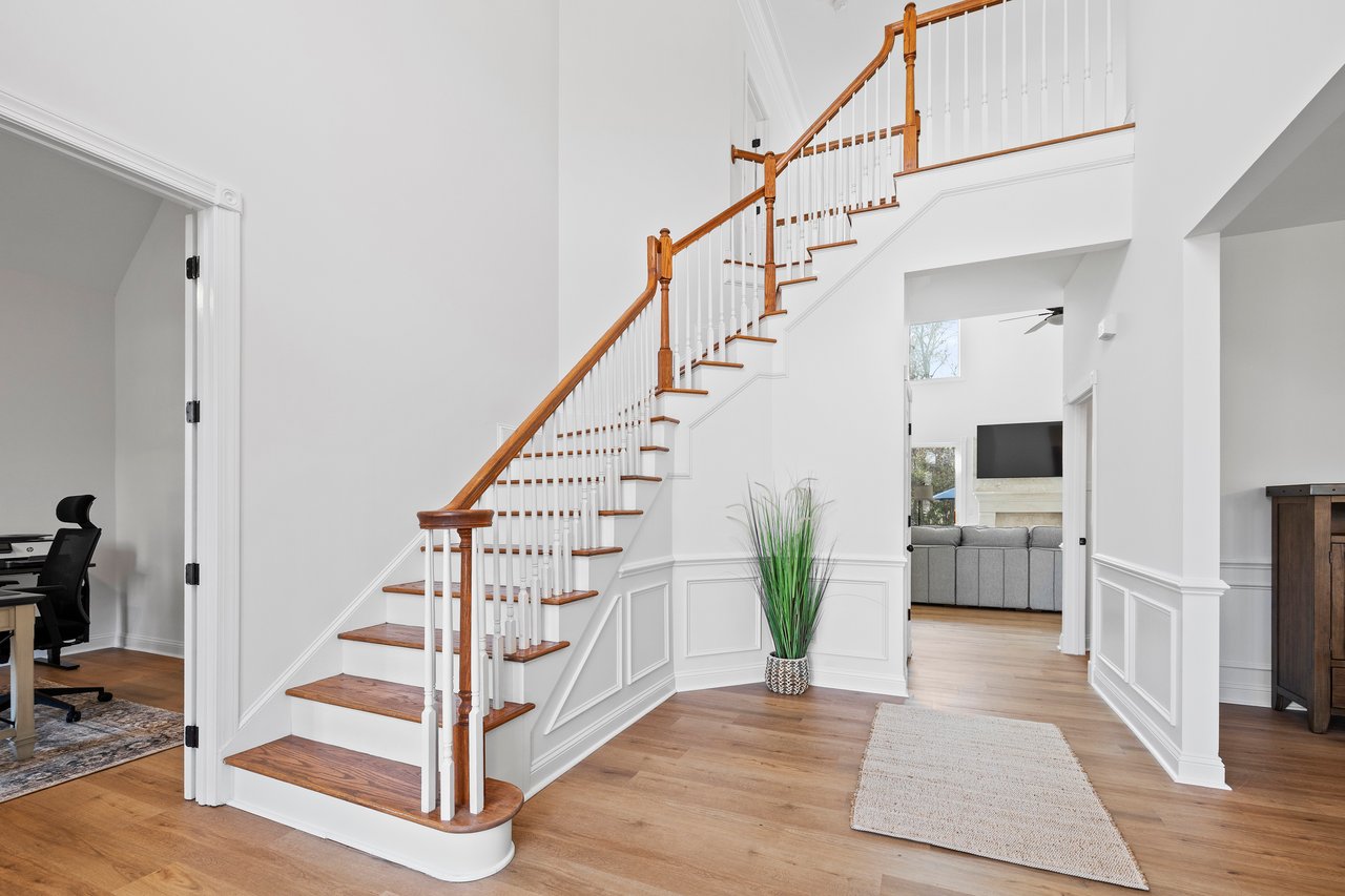 257 Farnsleigh Avenue