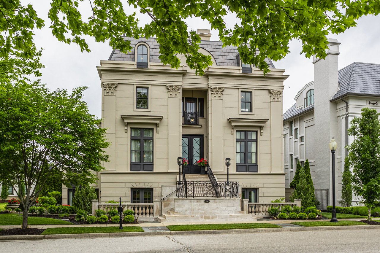1894 Rhettsbury Street